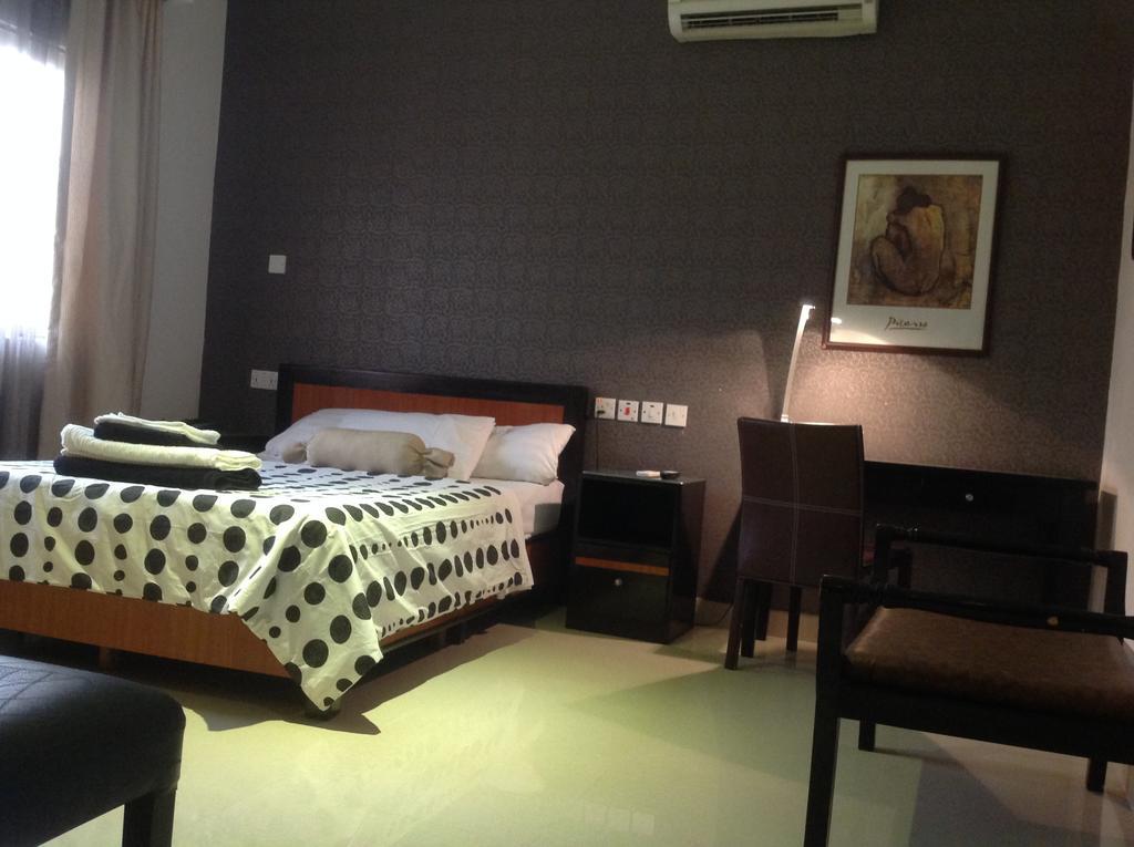 Millennium Apartments & Studios Lagos Room photo