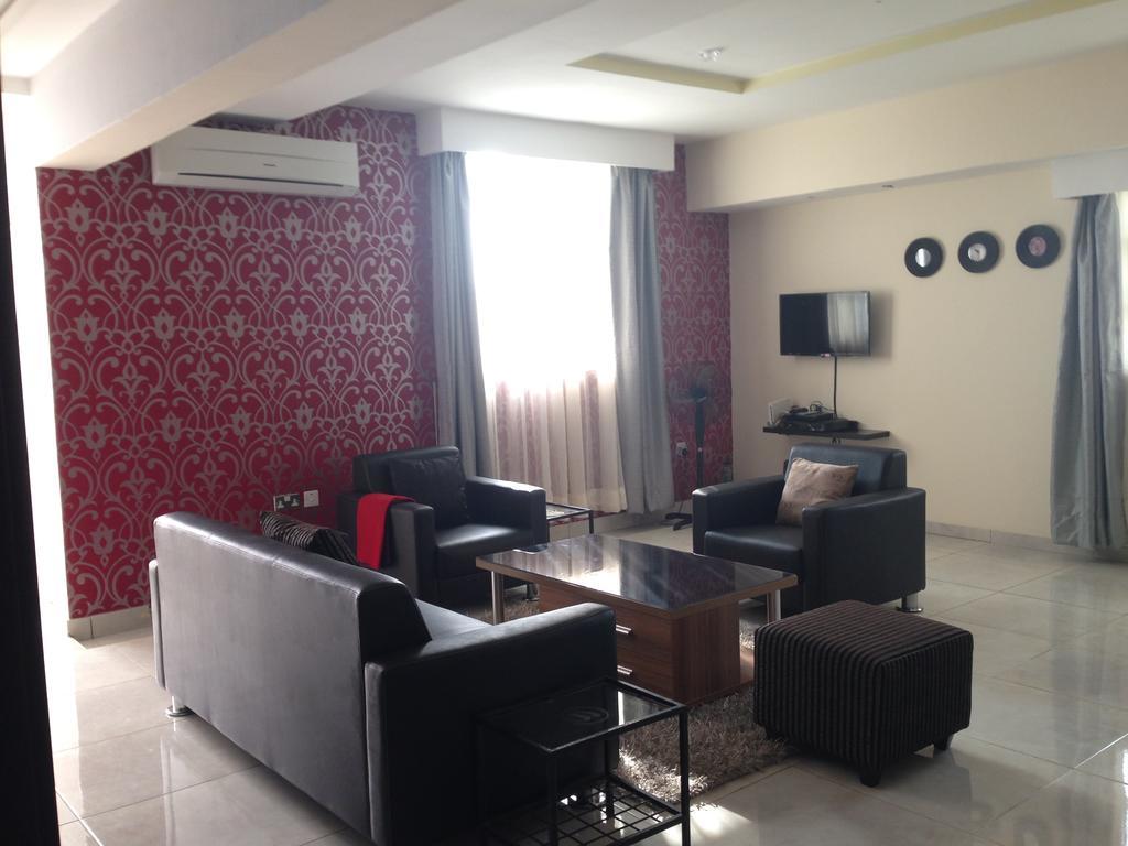 Millennium Apartments & Studios Lagos Room photo